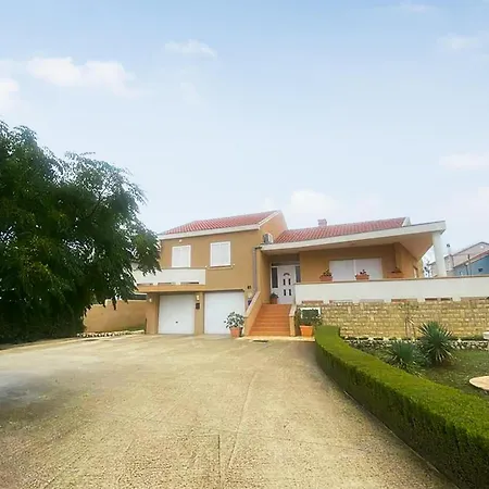 Luxurious Home In Vrsi