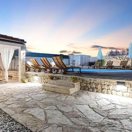 Luxurious Home In Vrsi Casa vacanze *