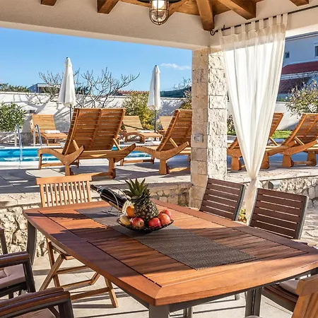 Casa vacanze Luxurious Home In Vrsi