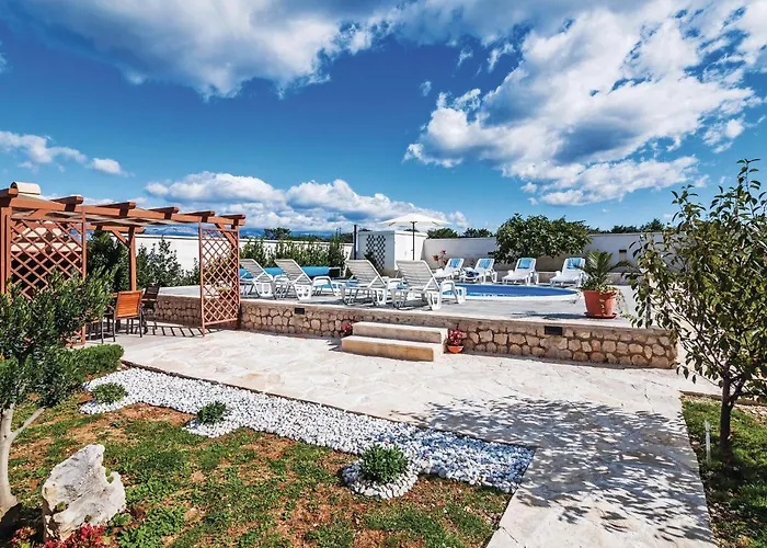 Awesome In With Wifi Holiday home